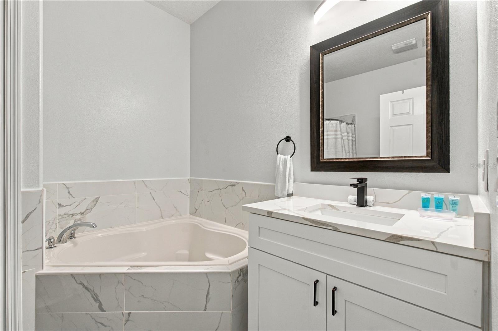 Single Family Residence at 825 BRIDGEFORD CROSSING BLVD, DAVENPORT, photo 24 of 46