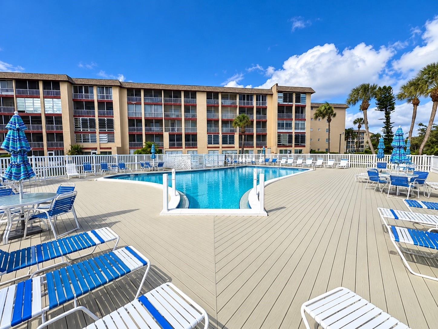 Condominium at 4113 LAKE BAYSHORE DR #C409, BRADENTON, photo 57 of 75