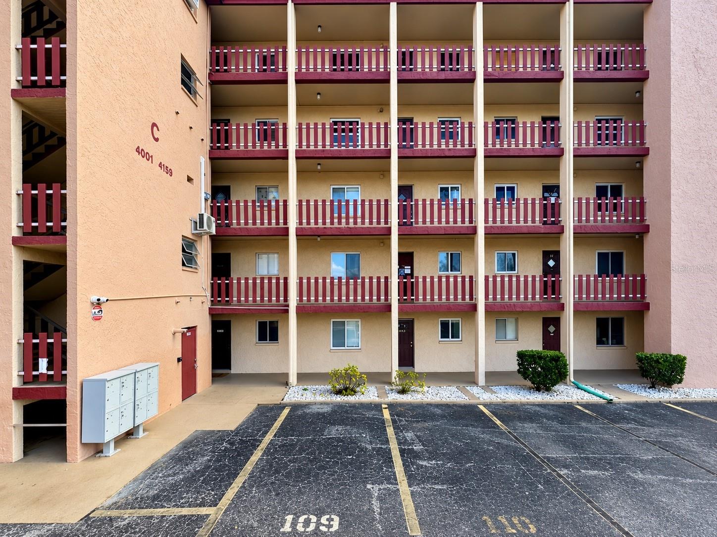Condominium at 4113 LAKE BAYSHORE DR #C409, BRADENTON, photo 72 of 75