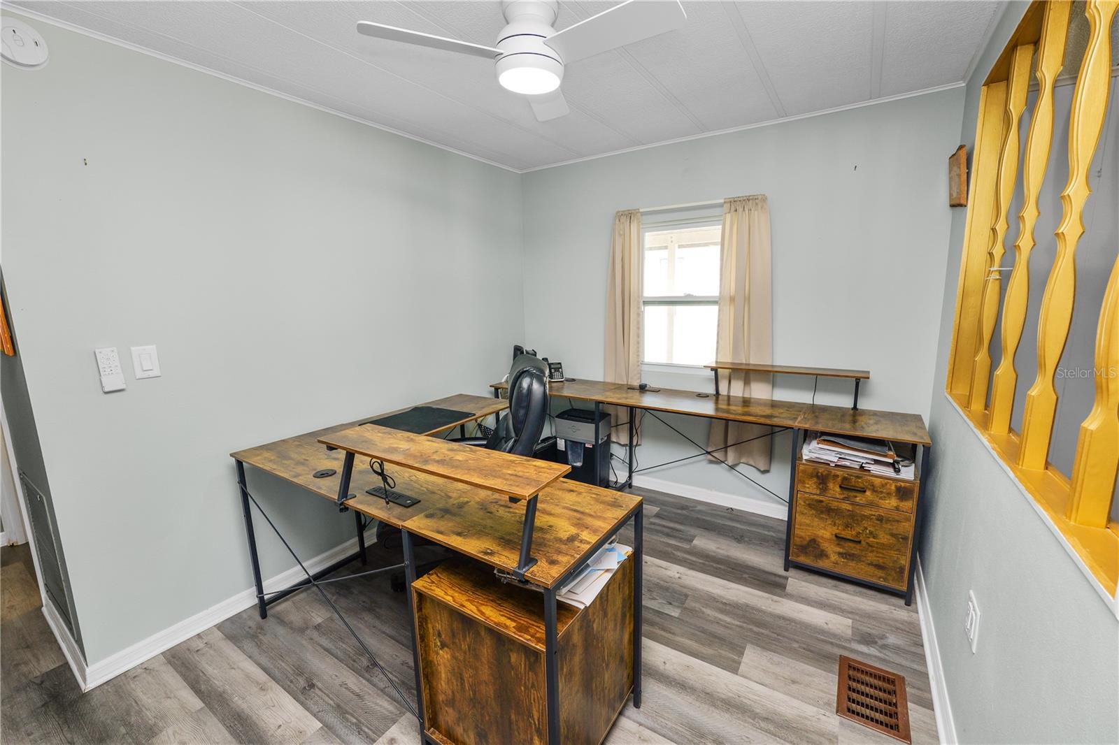 Manufactured Home at 918 PINE RIDGE DR, LAKELAND, photo 13 of 44