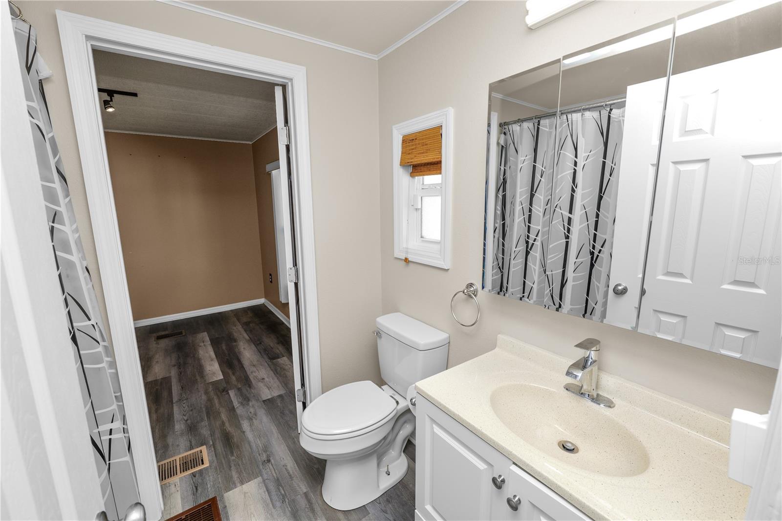Manufactured Home at 918 PINE RIDGE DR, LAKELAND, photo 28 of 44