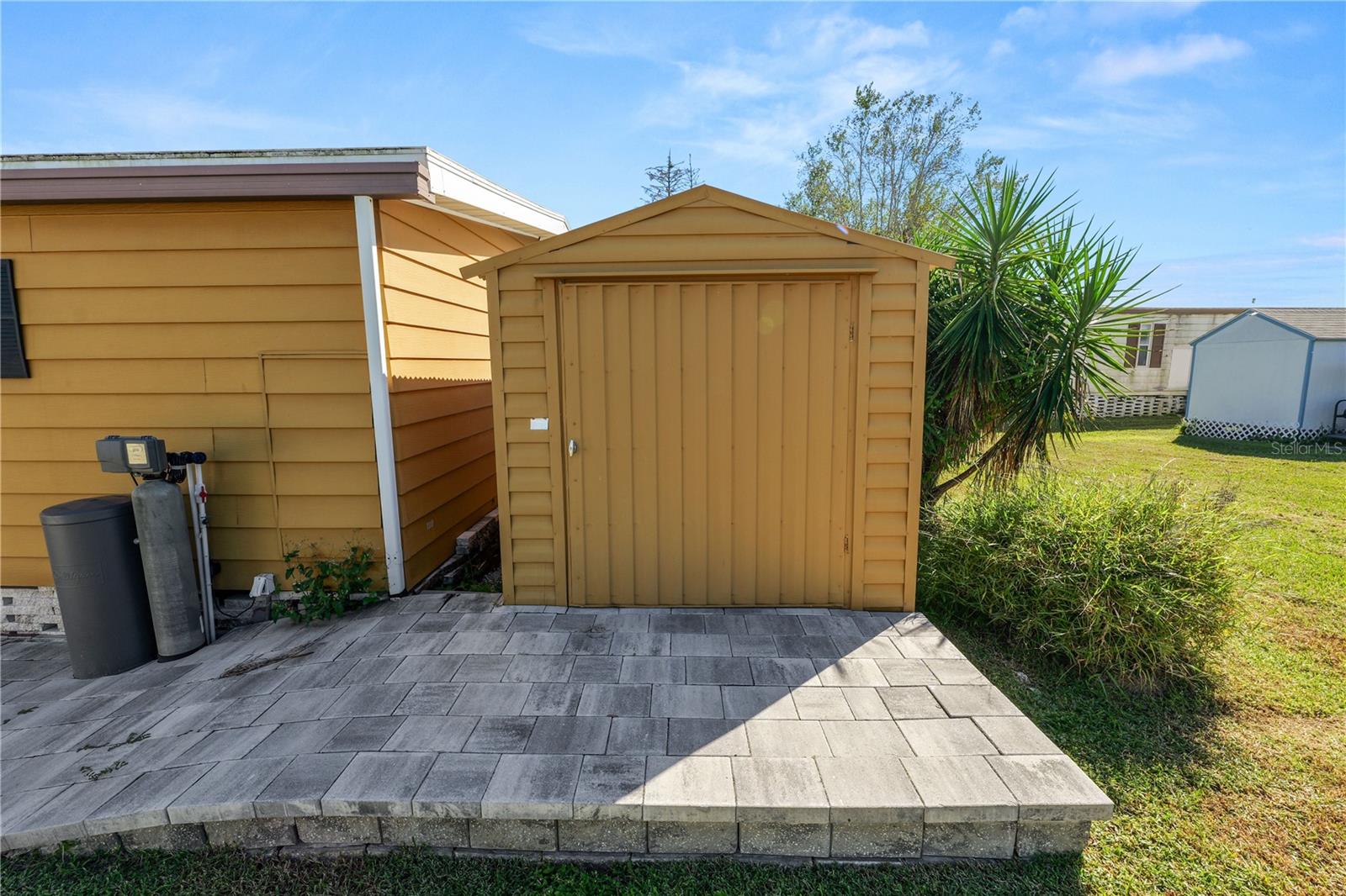 Manufactured Home at 918 PINE RIDGE DR, LAKELAND, photo 38 of 44