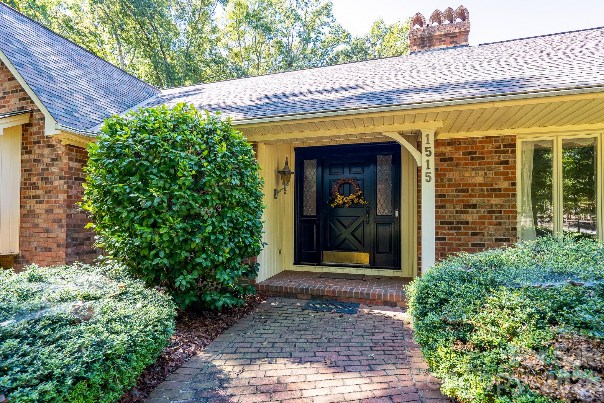 Single Family Residence at 1515 Holbrook Court, Albemarle, photo 2 of 41