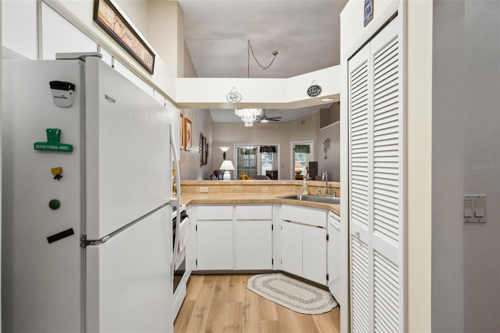 Kitchen - 5546 ROSEWALL, LEESBURG