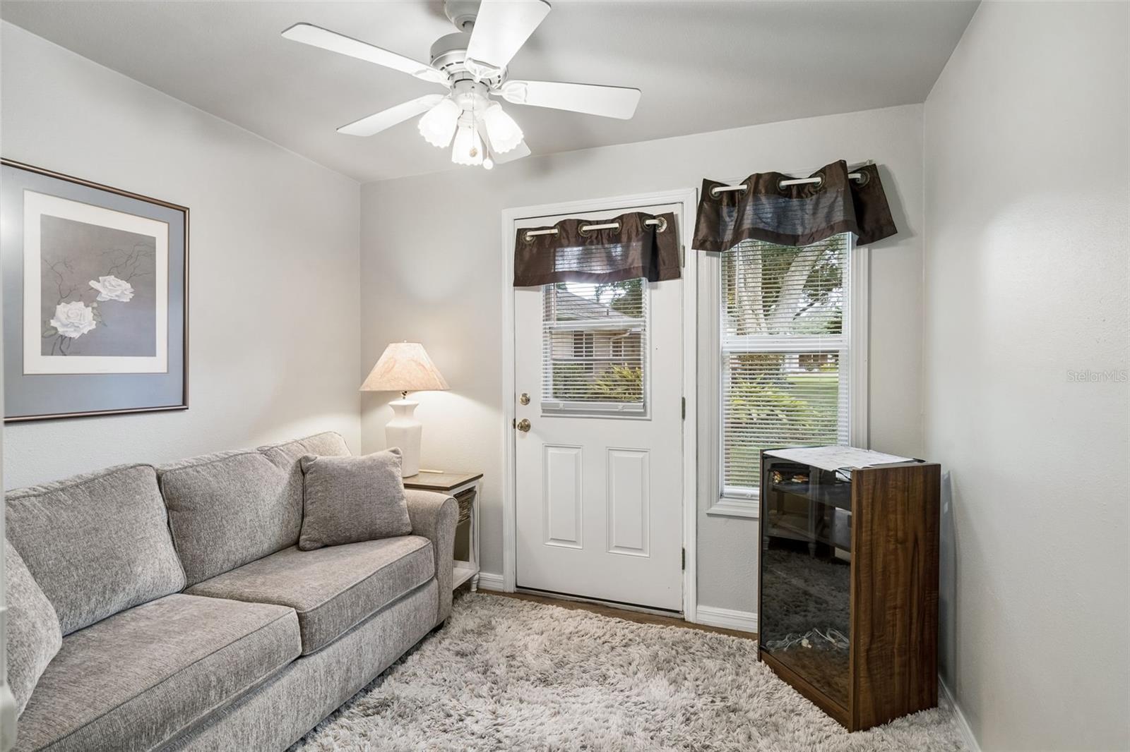 Florida room - 5546 ROSEWALL, LEESBURG