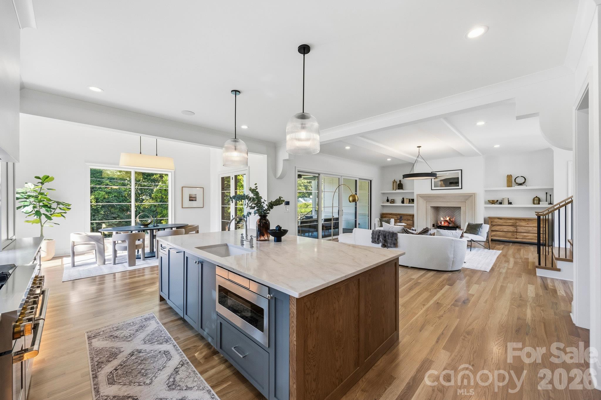 Single Family Residence at 4448 Halstead Drive, Charlotte, photo 10 of 39