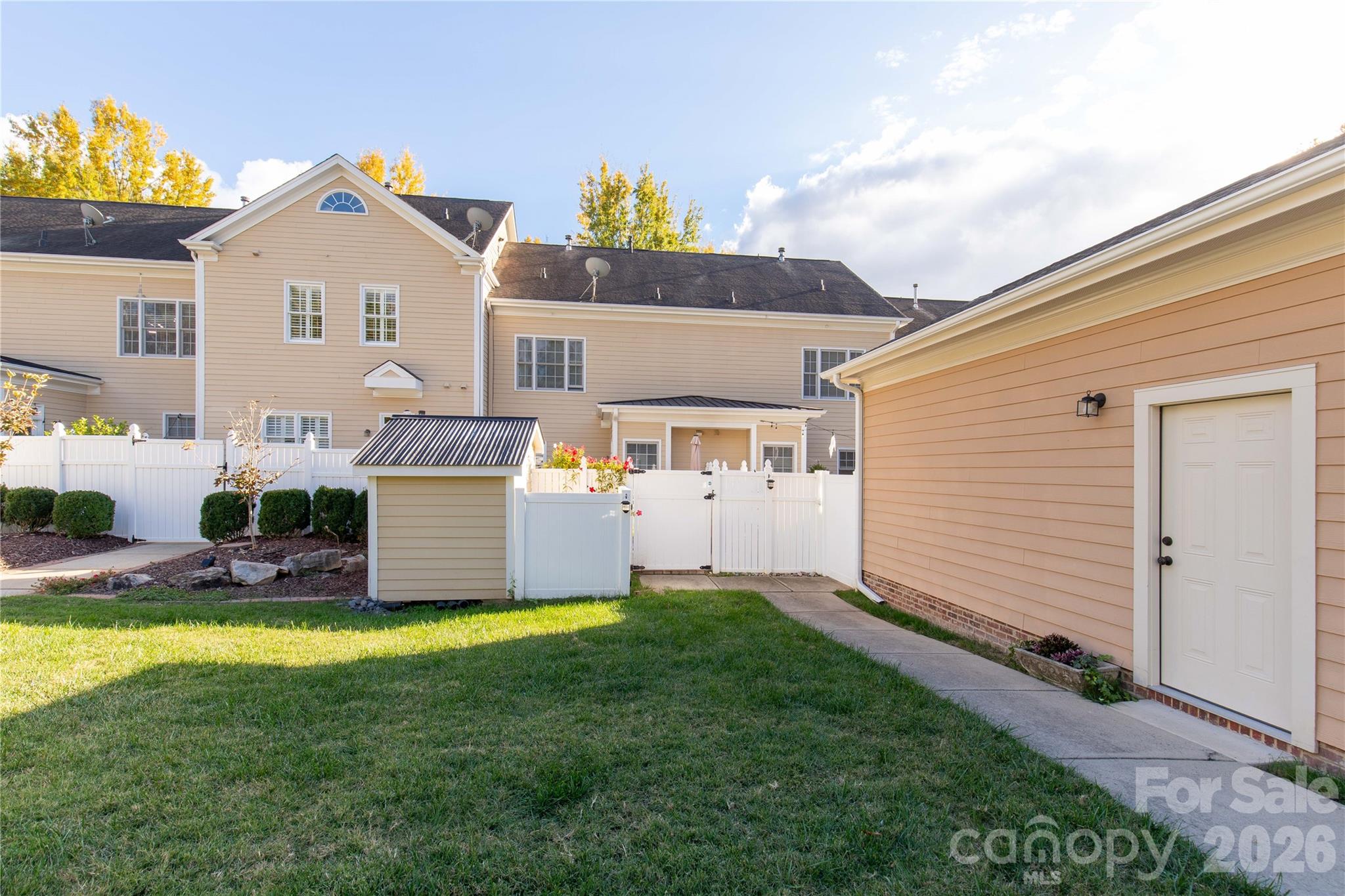 Townhouse at 1732 First Baxter Crossing, Fort Mill, photo 37 of 37