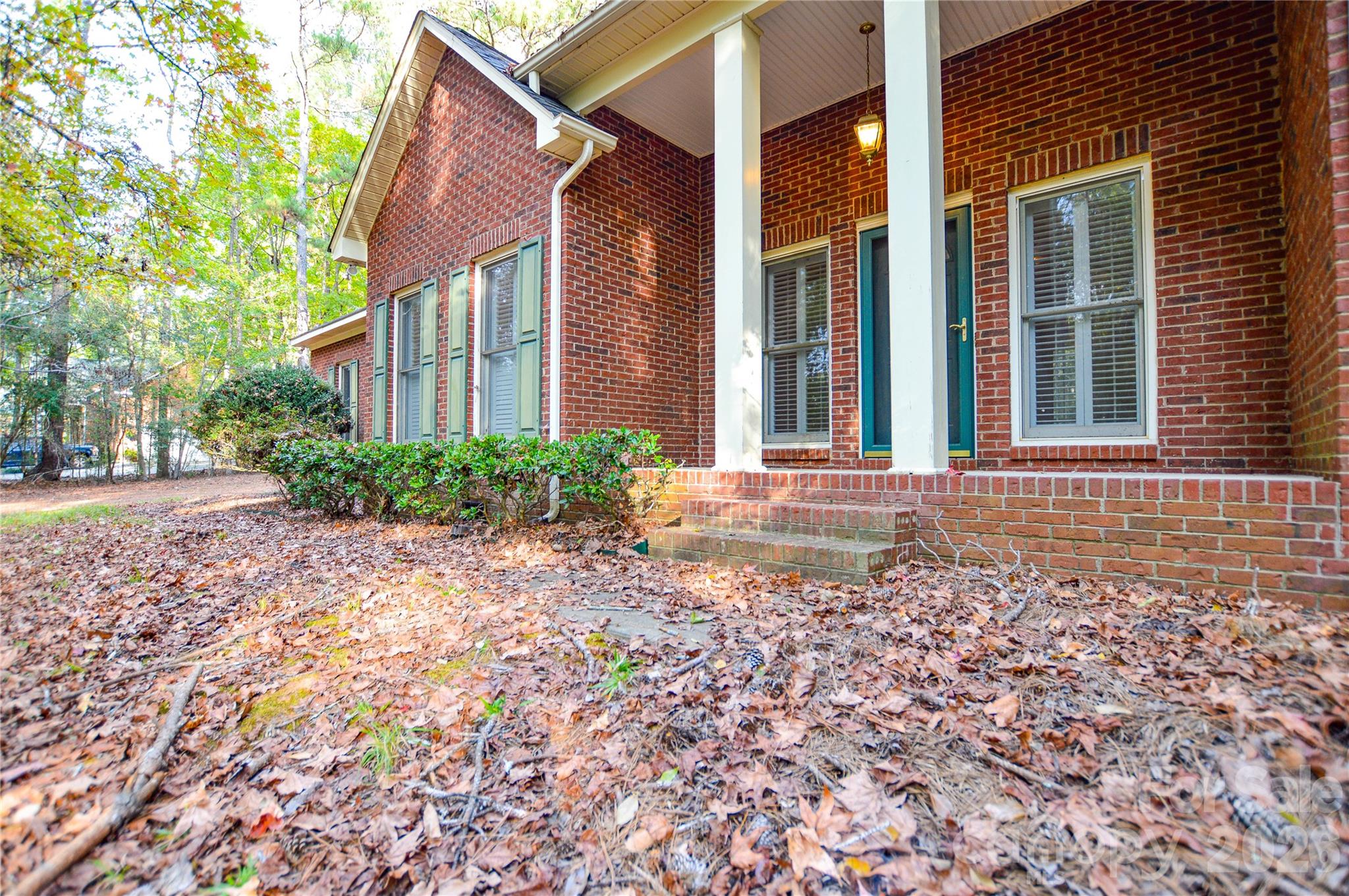 Single Family Residence at 6211 Rehobeth Road, Waxhaw, photo 5 of 40