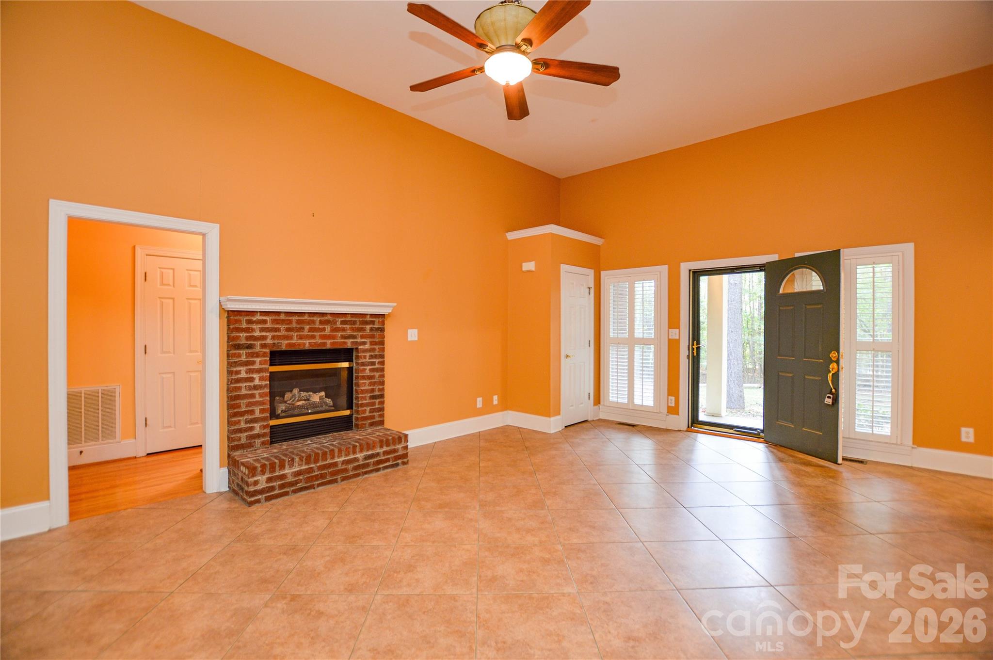 Single Family Residence at 6211 Rehobeth Road, Waxhaw, photo 7 of 40