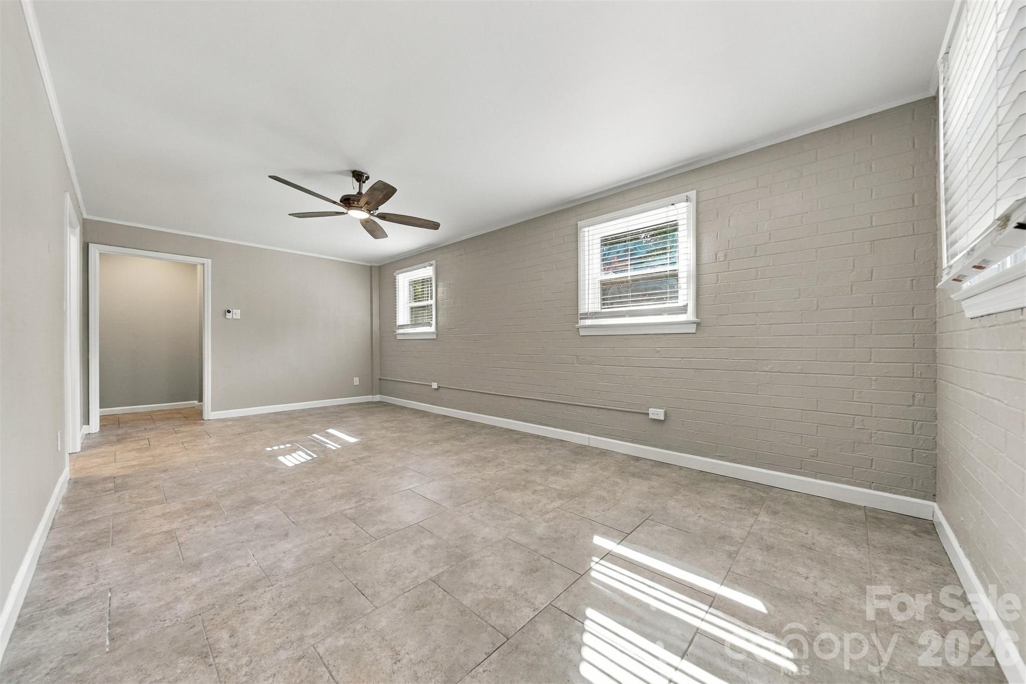 Single Family Residence at 93 Mountain Oak Lane, Hickory, photo 25 of 40