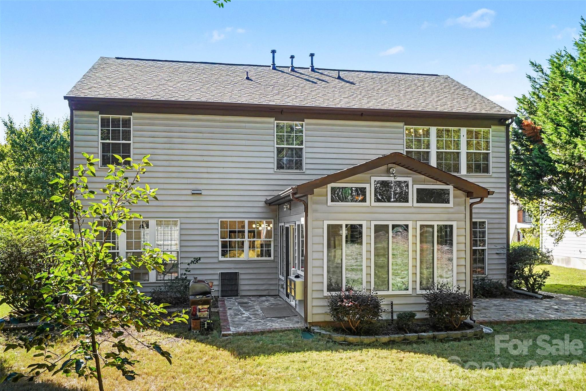 Single Family Residence at 9144 Linden Tree Lane, Charlotte, photo 16 of 22