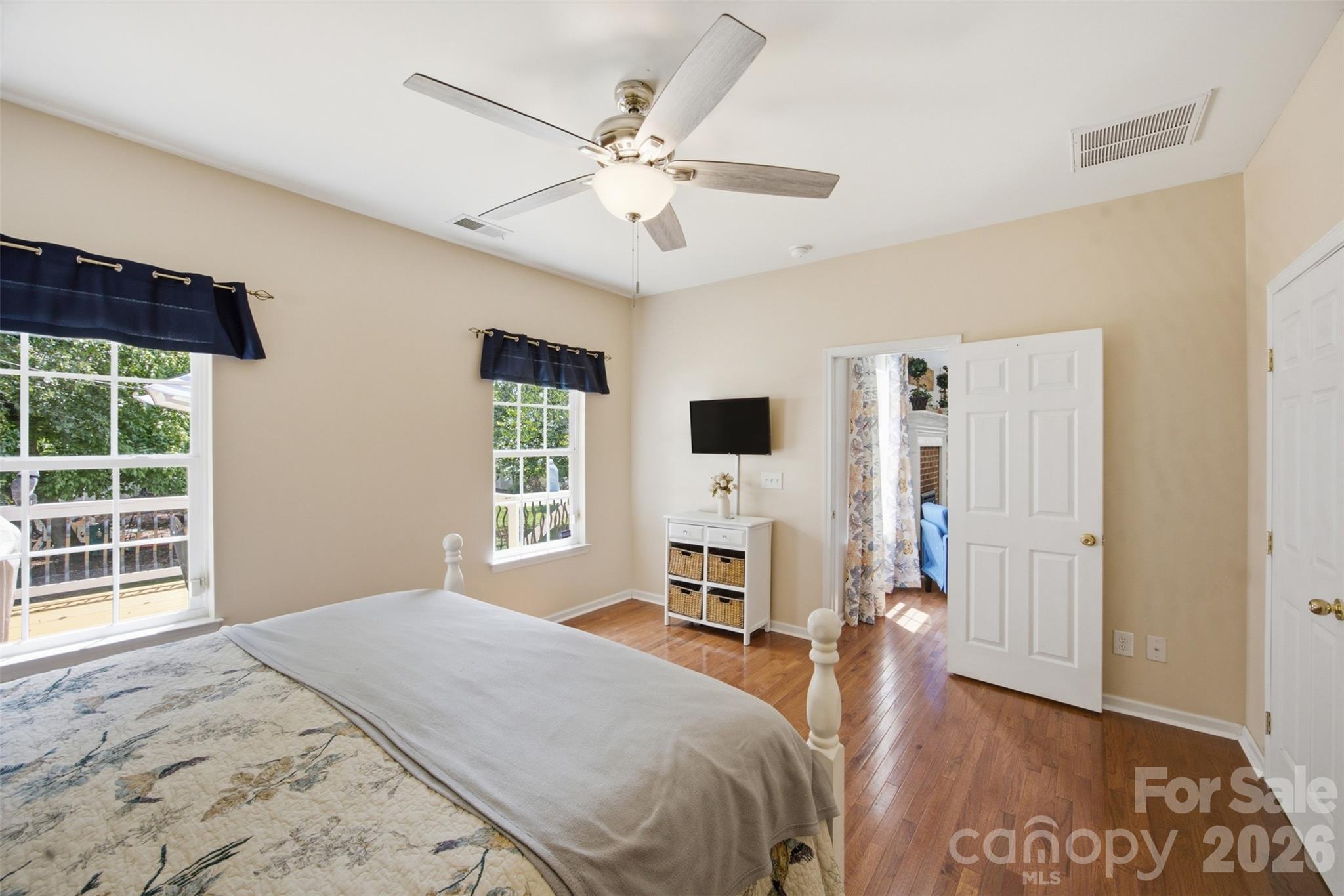 Single Family Residence at 221 Nixon Road, Belmont, photo 10 of 48