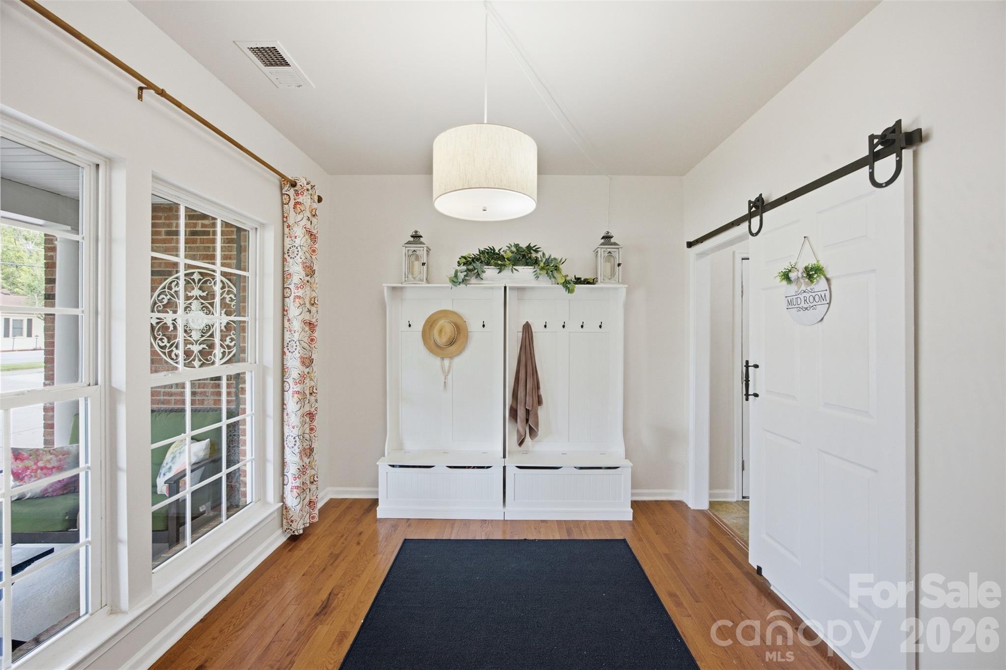 Single Family Residence at 221 Nixon Road, Belmont, photo 13 of 48