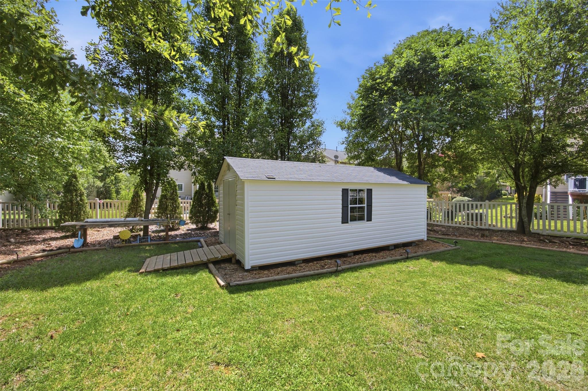 Single Family Residence at 221 Nixon Road, Belmont, photo 30 of 48