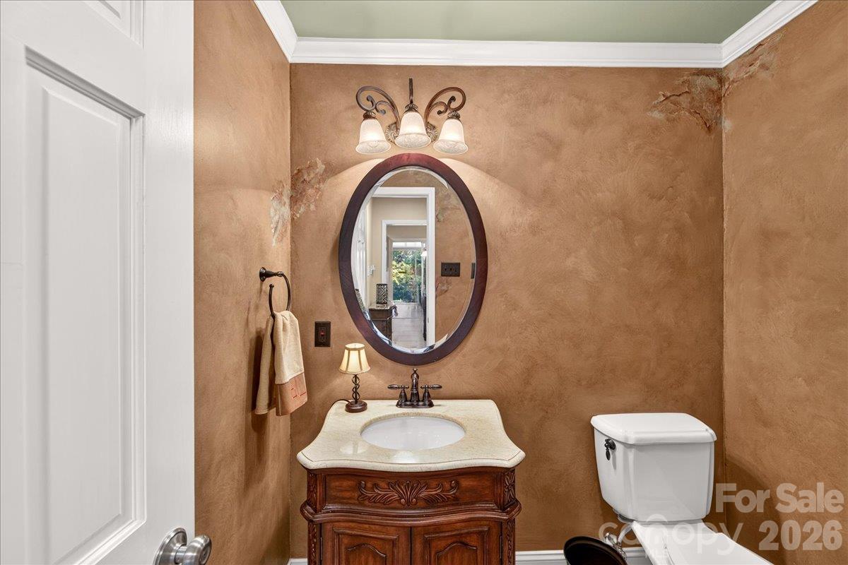 Single Family Residence at 6532 Tall Oaks Trail, Charlotte, photo 26 of 44