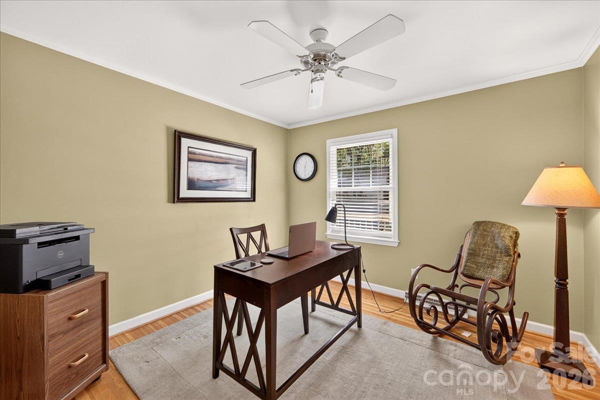 Single Family Residence at 6532 Tall Oaks Trail, Charlotte, photo 39 of 44
