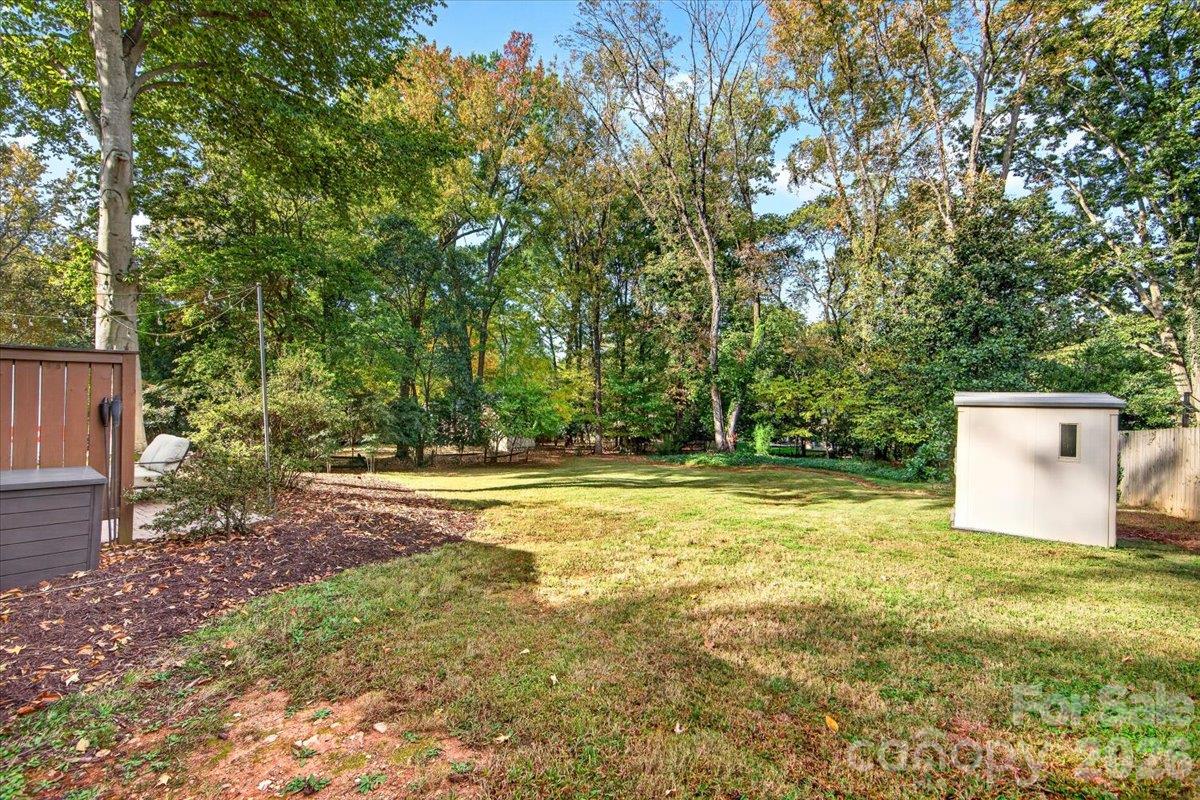 Single Family Residence at 6532 Tall Oaks Trail, Charlotte, photo 43 of 44