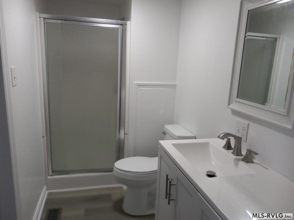 Residential/Vacation at 1020 W 8th St, Roanoke Rapids NC 27870, photo 8 of 8