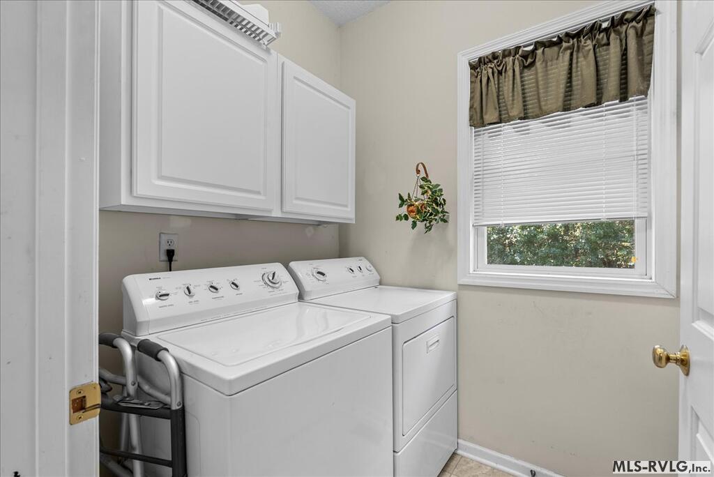 Townhouse/Condo at 220 Beaver Creek Dr., South Hill VA 23970, photo 35 of 41
