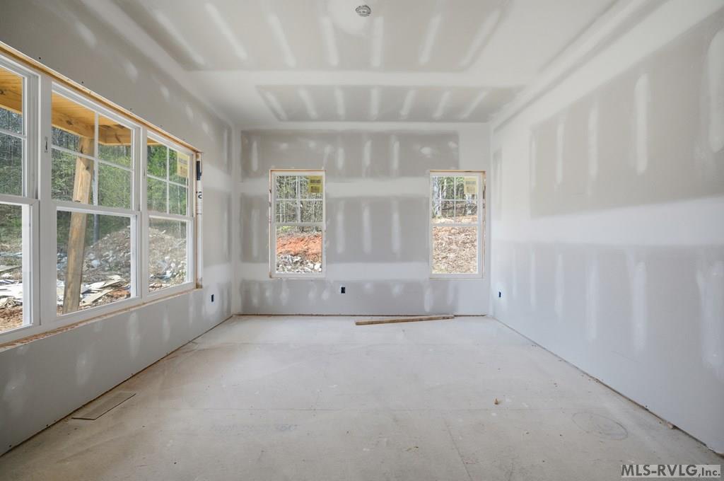 Residential/Vacation at 726 Ferry Landing Drive, Boydton VA 23917, photo 28 of 55