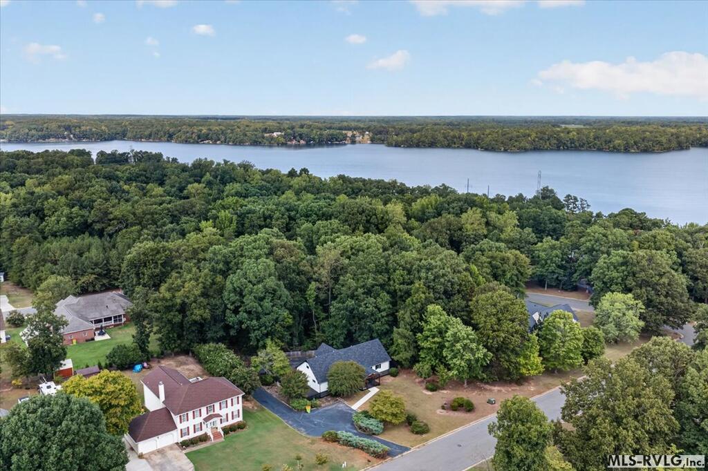 Residential/Vacation at 103 Landfall Court, Roanoke Rapids NC 27870, photo 3 of 48