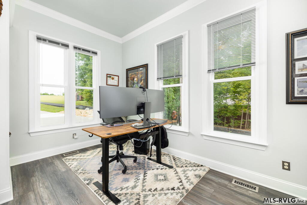 Residential/Vacation at 341 Piney Point Circle, Bracey VA 23919, photo 13 of 96