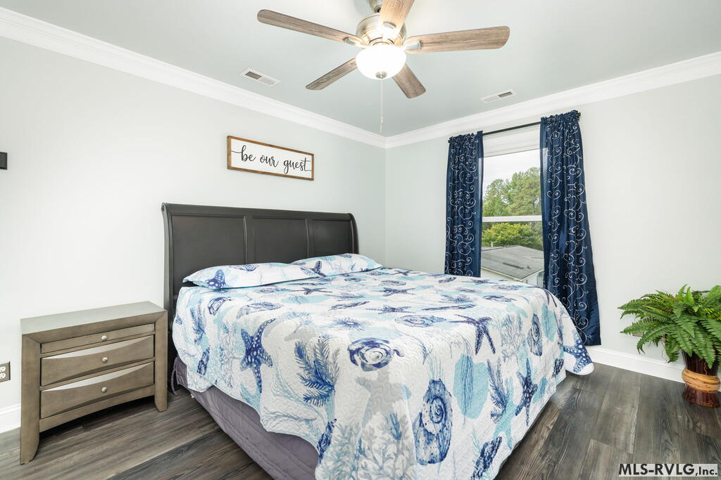 Residential/Vacation at 341 Piney Point Circle, Bracey VA 23919, photo 38 of 96