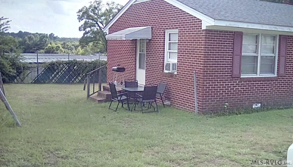 Residential/Vacation at 1511 4th Ave, Roanoke Rapids NC 27870, photo 4 of 4