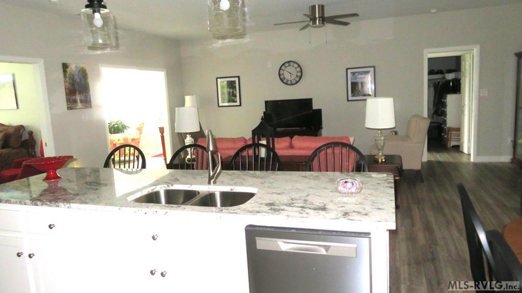 Townhouse/Condo at 107 Savannah Circle, Roanoke Rapids NC 27870, photo 14 of 41