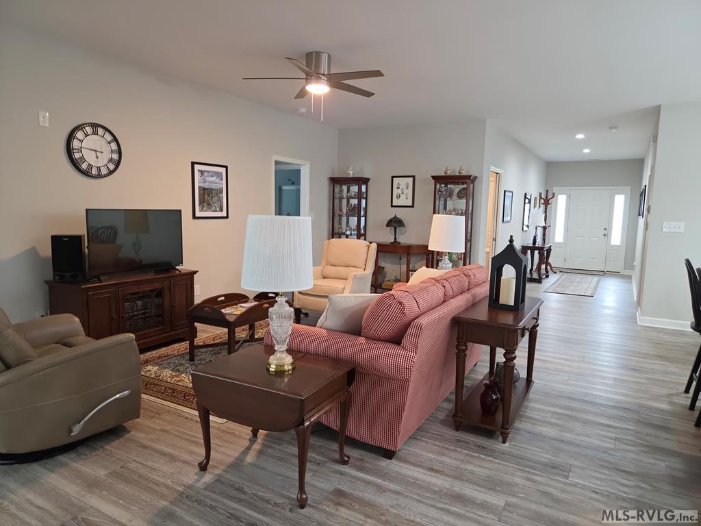 Townhouse/Condo at 107 Savannah Circle, Roanoke Rapids NC 27870, photo 7 of 41