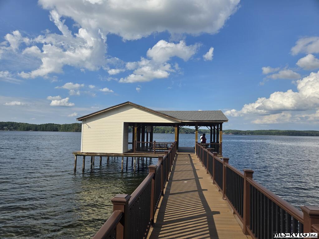 BOATHOUSE - 40 Anchor Court, Roanoke Rapids NC 27870