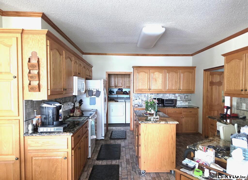 KICTHEN A - 40 Anchor Court, Roanoke Rapids NC 27870