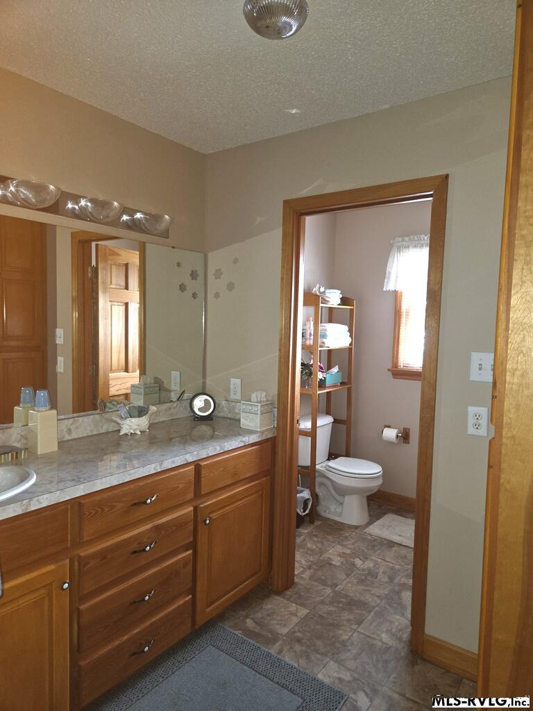 2ND BATHROOM - 40 Anchor Court, Roanoke Rapids NC 27870