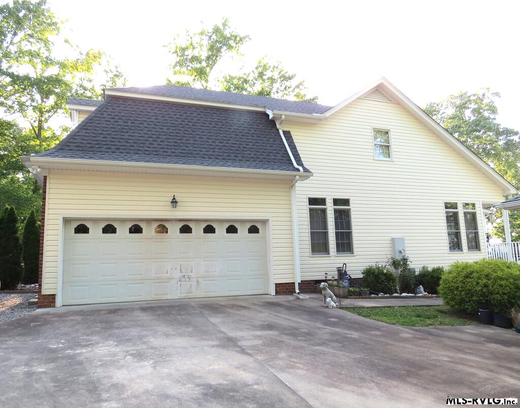 DOUBLE GARAGE - 40 Anchor Court, Roanoke Rapids NC 27870