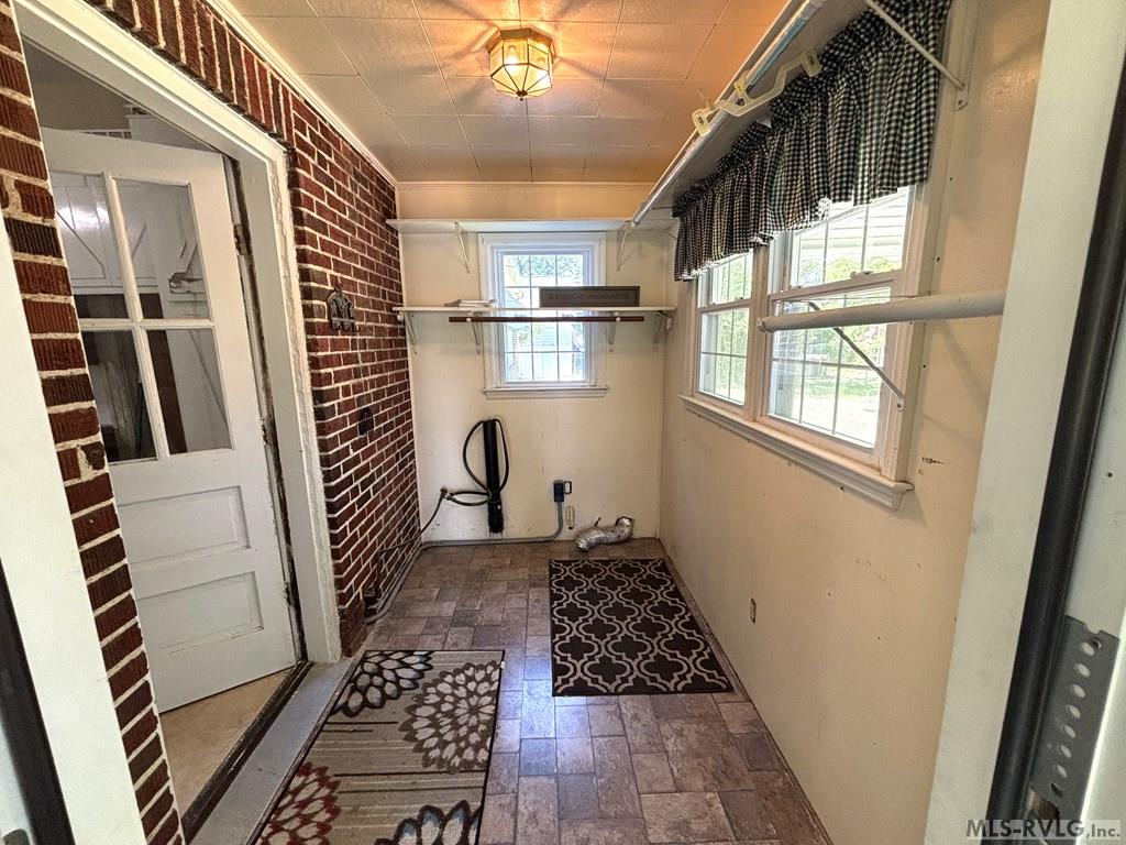 Laundry room - 1117 Hamilton Street, Roanoke Rapids NC 27870