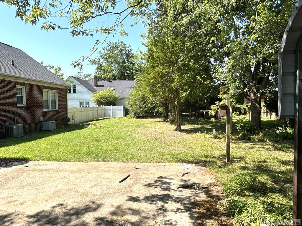 Residential/Vacation at 1117 Hamilton Street, Roanoke Rapids NC 27870, photo 38 of 39