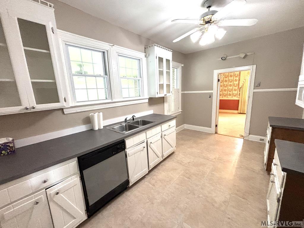 Residential/Vacation at 1117 Hamilton Street, Roanoke Rapids NC 27870, photo 4 of 39