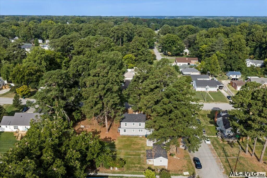 Residential/Vacation at 400 Rapids, Roanoke Rapids NC 27870, photo 3 of 62