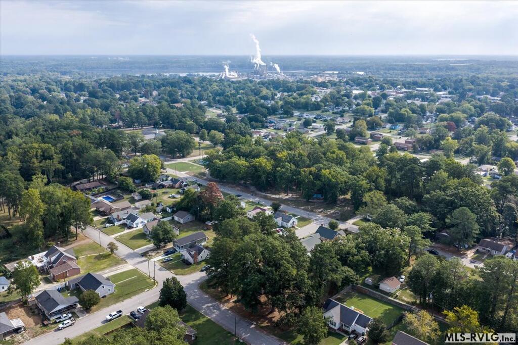 Residential/Vacation at 400 Rapids, Roanoke Rapids NC 27870, photo 6 of 62