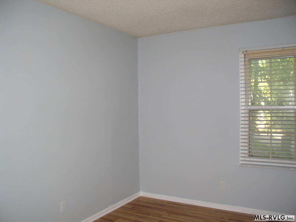 Residential/Vacation at 1818 Brookrun Road, Henderson NC 27536, photo 14 of 47