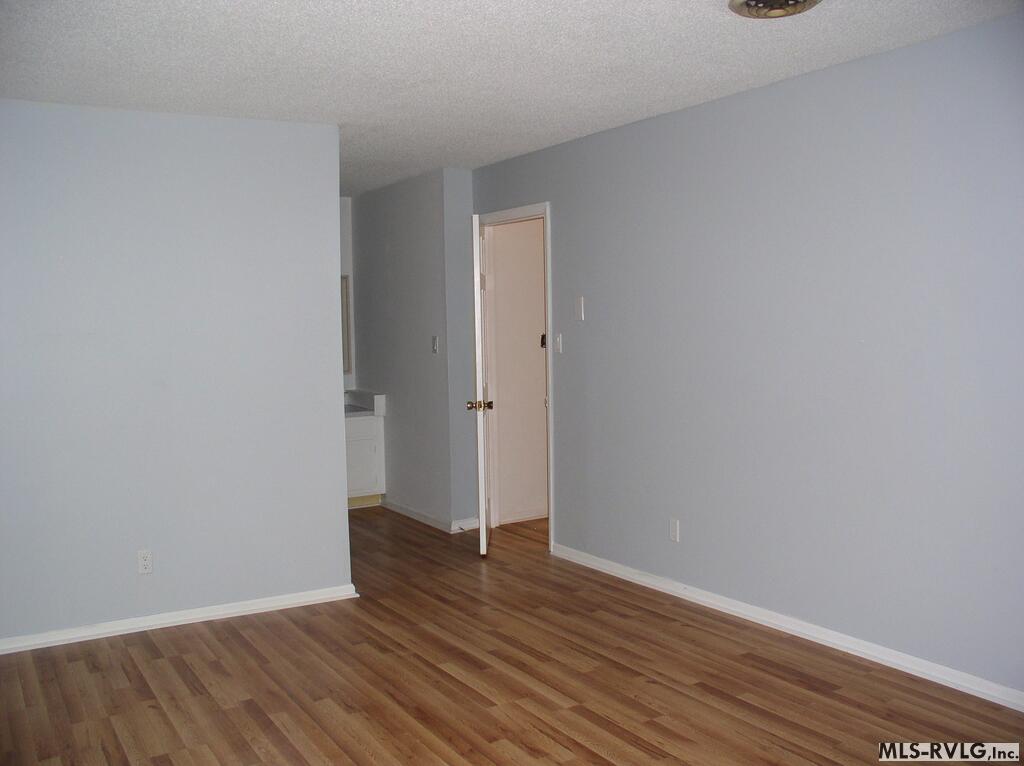 Residential/Vacation at 1818 Brookrun Road, Henderson NC 27536, photo 21 of 47