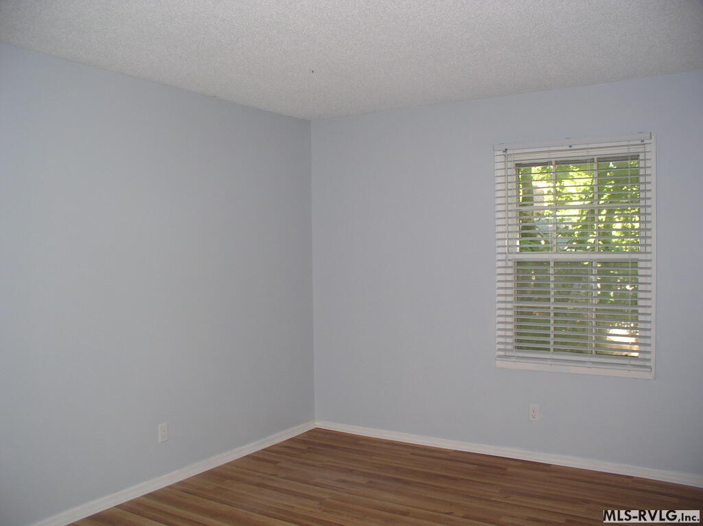 Residential/Vacation at 1818 Brookrun Road, Henderson NC 27536, photo 28 of 47