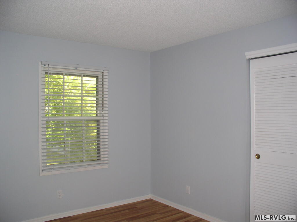 Residential/Vacation at 1818 Brookrun Road, Henderson NC 27536, photo 29 of 47