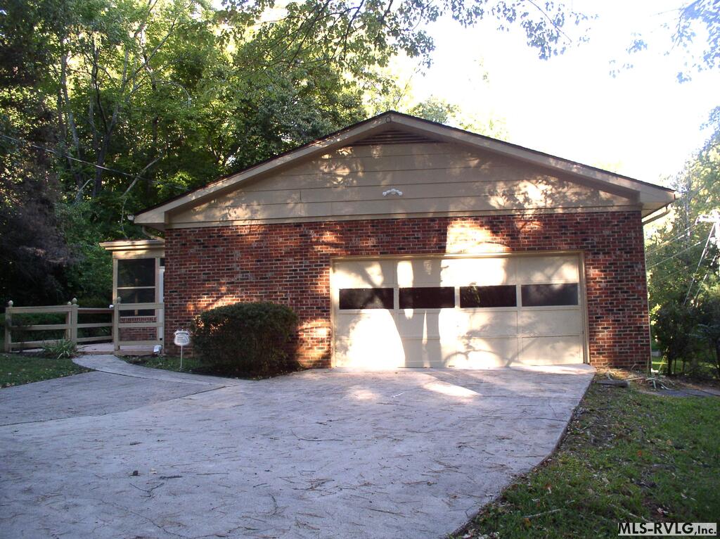 Residential/Vacation at 1818 Brookrun Road, Henderson NC 27536, photo 45 of 47