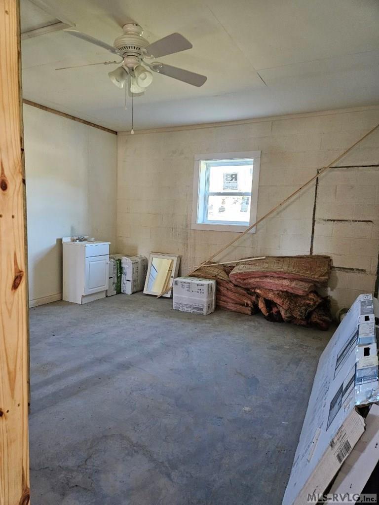 Residential/Vacation at 2077, 91 W 10th St, Roanoke Rapids NC 27870, photo 16 of 27
