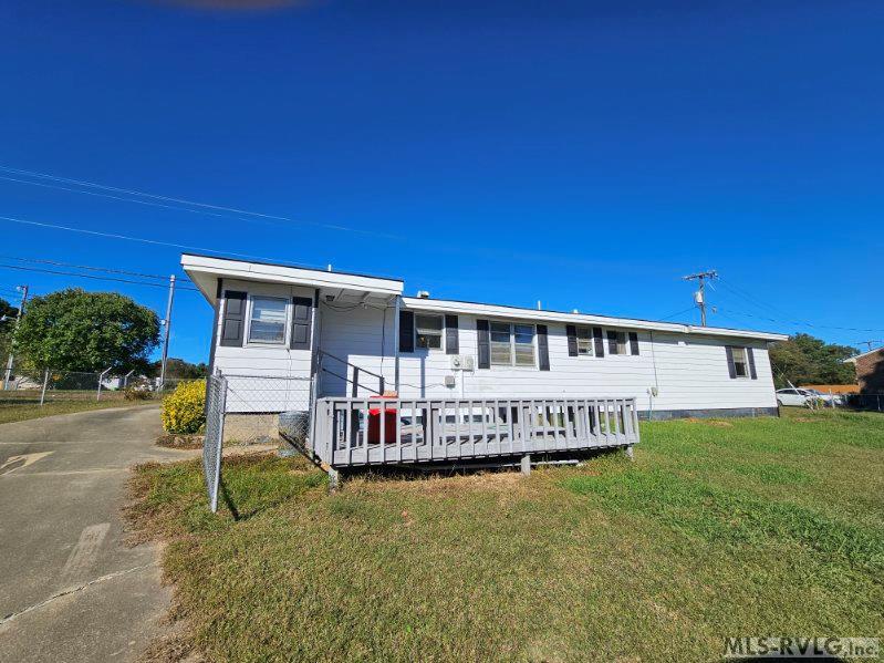 Residential/Vacation at 2077, 91 W 10th St, Roanoke Rapids NC 27870, photo 22 of 27