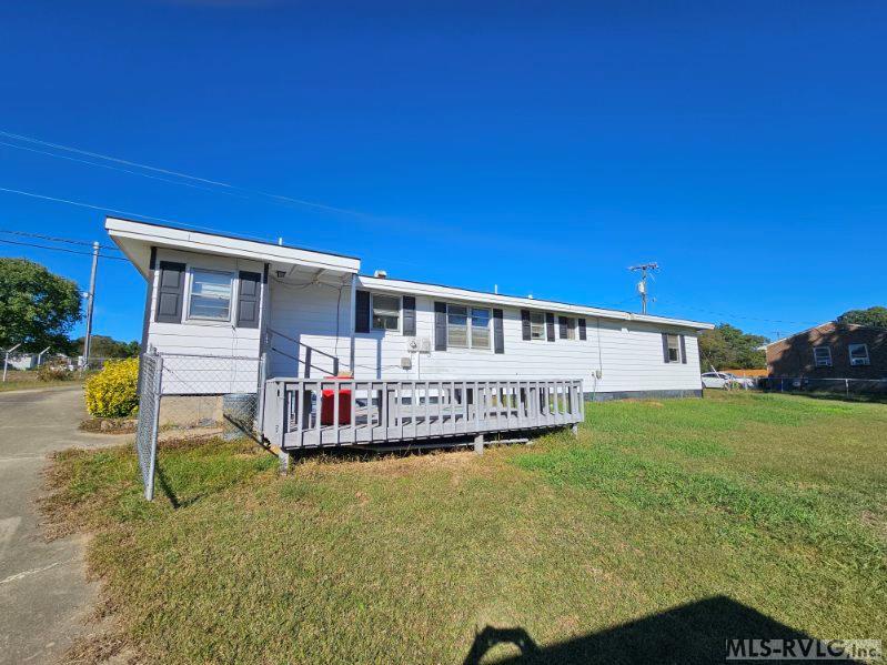 Residential/Vacation at 2077, 91 W 10th St, Roanoke Rapids NC 27870, photo 3 of 27