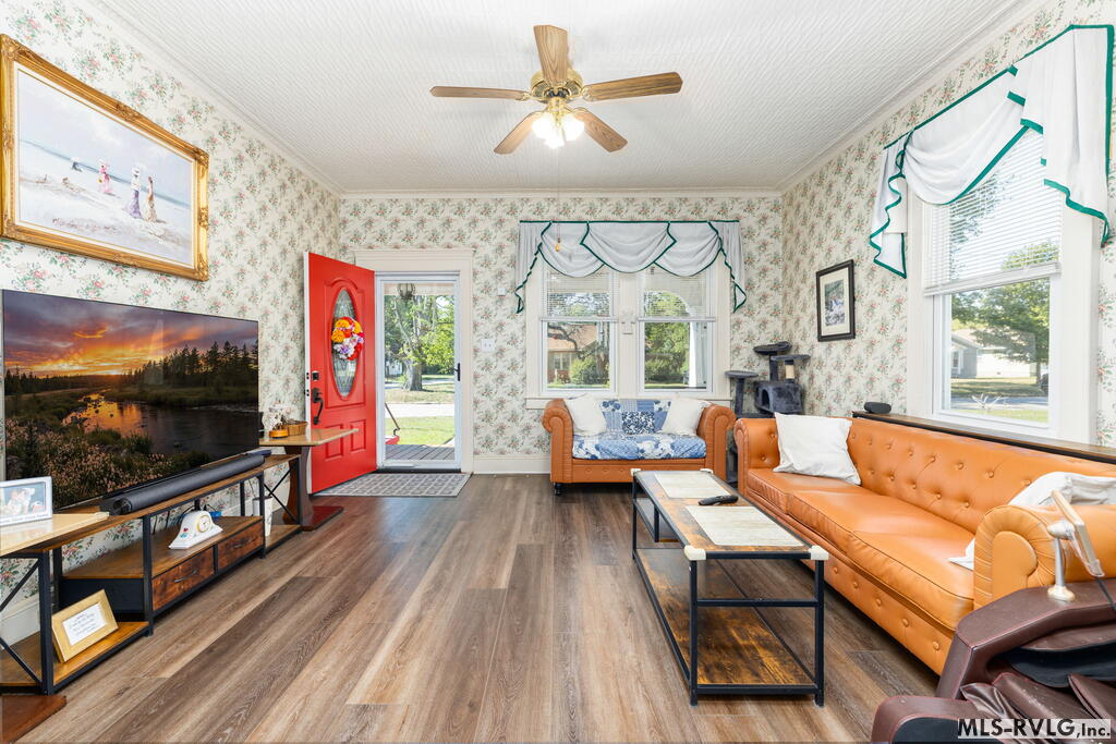 Residential/Vacation at 1220 Washington St, Roanoke Rapids NC 27870, photo 5 of 39