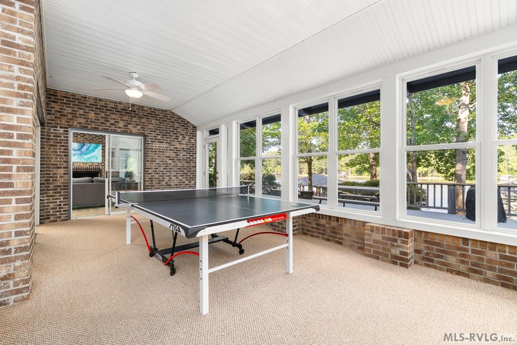 Game Room - 999 Hawthorne Dr, Bracey VA 23919