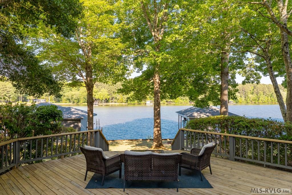 Outside Living - Relax! - 999 Hawthorne Dr, Bracey VA 23919